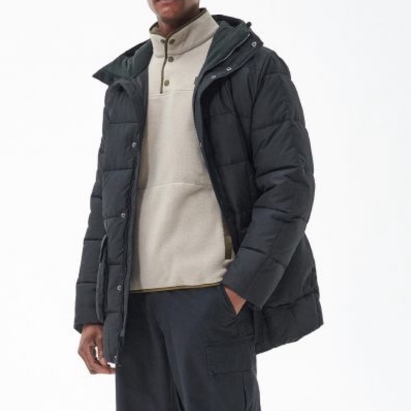 NWT - Barbour Snowfell Quilted Unisex Jacket - Men Size M/Women Size L - Picture 3 of 13